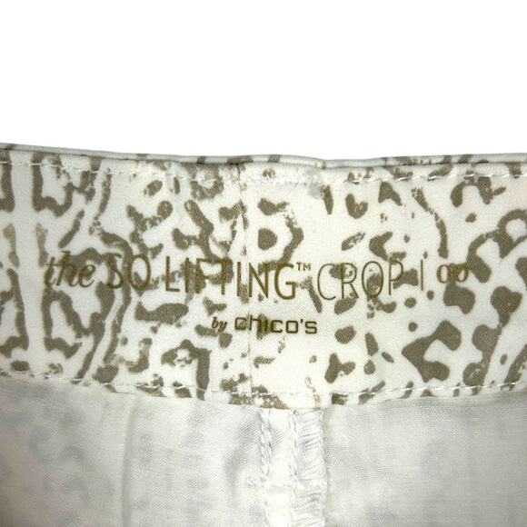 Chicos Size 00 US 2 XS So Lifting Ikat Crop Jeans White Tan Print Pants Preppy - Picture 7 of 10